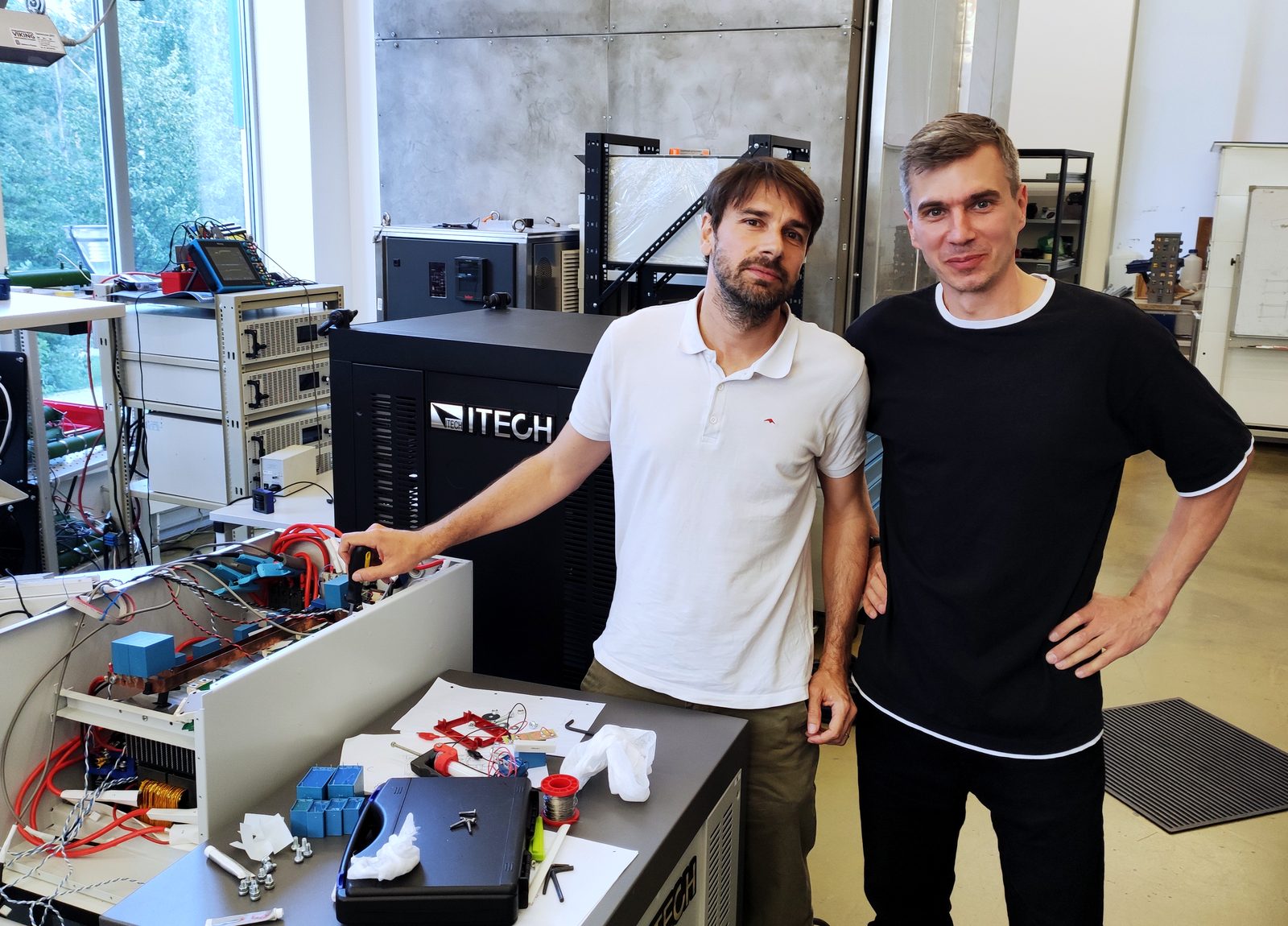 Инженерная работа с силовой электроникой и отладочным стендом