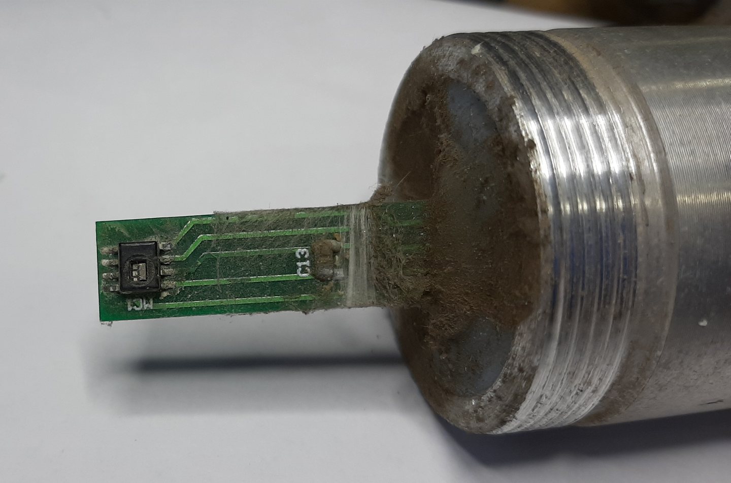 Dust-covered sensor after operation