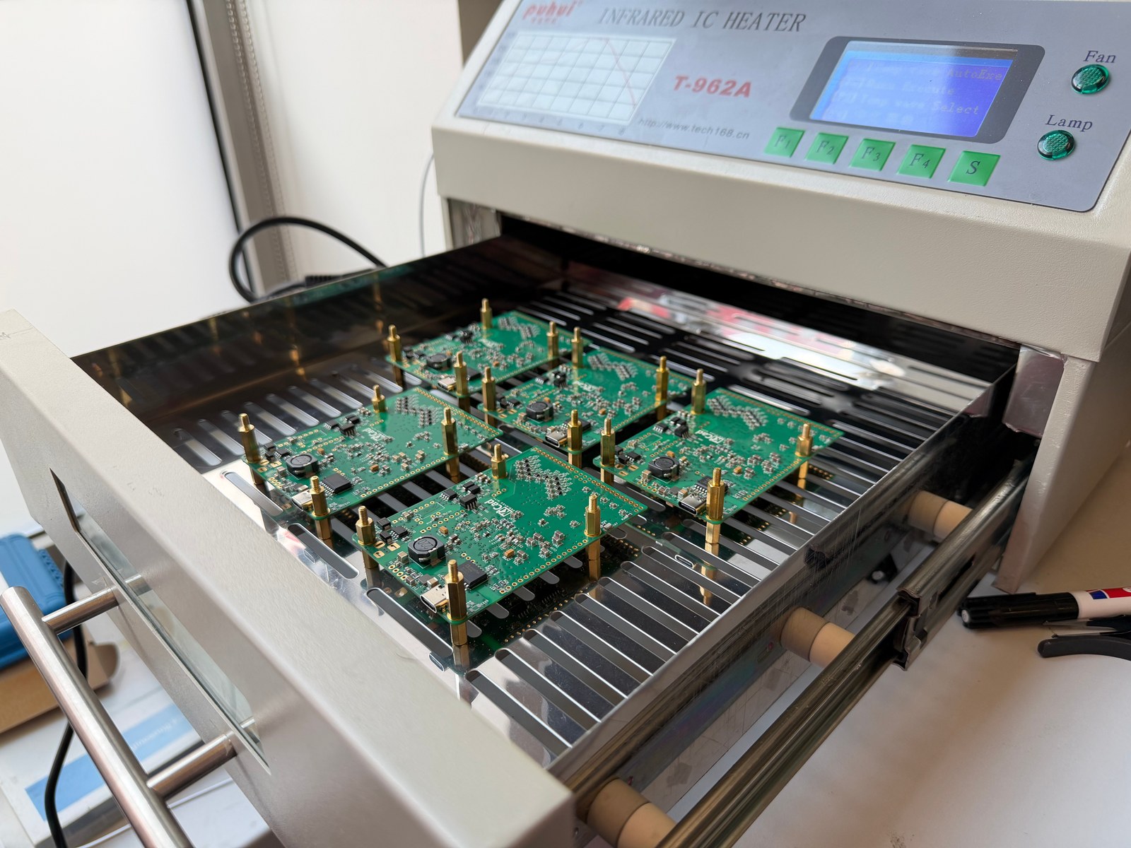 Multi-channel electronic-nose measurement board (E-nose) during soldering